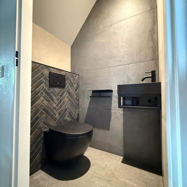 Toilet verbouwen in Kampen 600x600